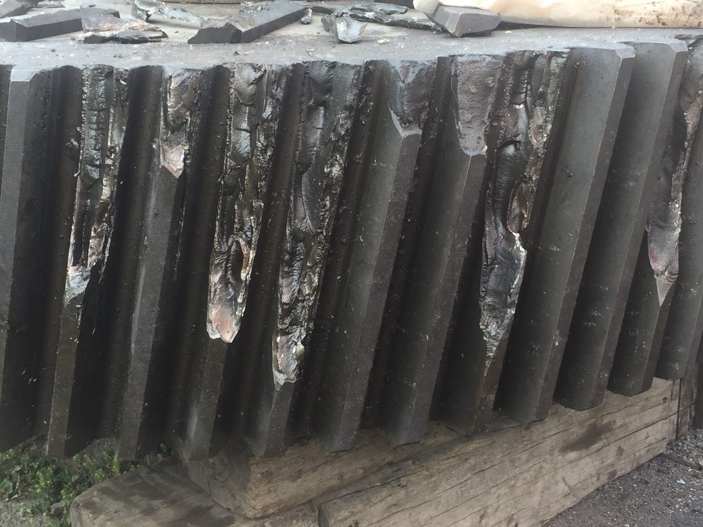 1678698865205306.jpg 1676880220171412.jpg